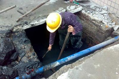 南宁兴宁区排水管堵塞应急处理与管道疏通指南