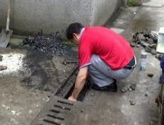 威海大世界专业管道服务 下水疏通、阀门维修与管道维护